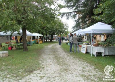 Esposizione prodotti enogastronomici e biologici