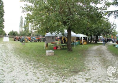 Esposizione prodotti enogastronomici e biologici