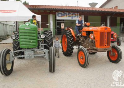 Esposizione trattori d'epoca